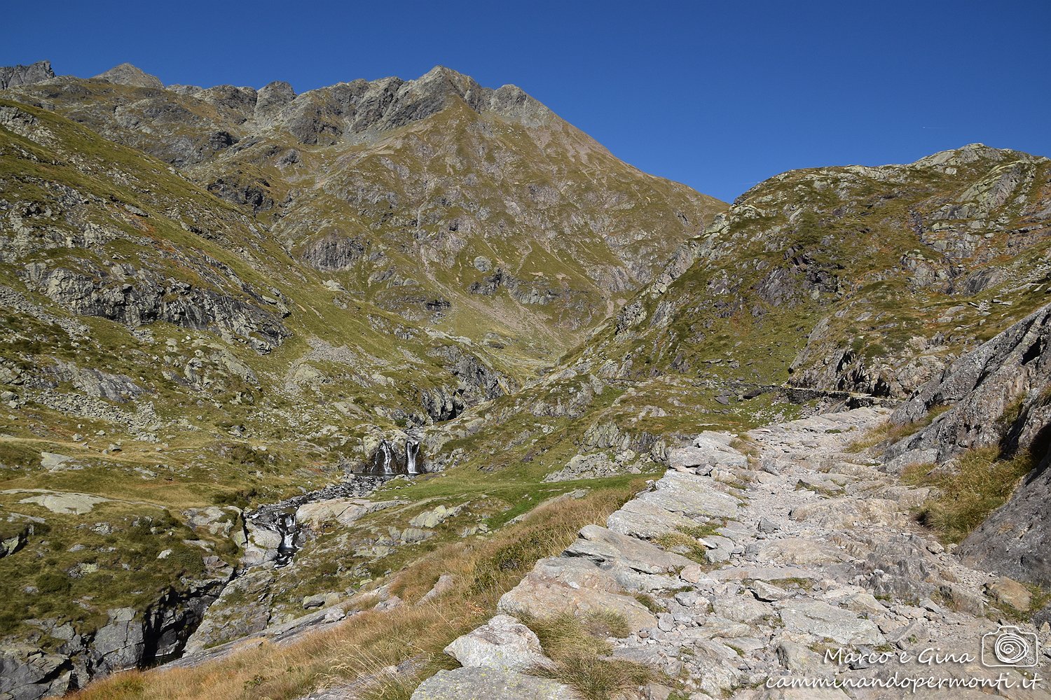 071 Valbondione - Rifugio Curò - Rifugio Barbellino.JPG